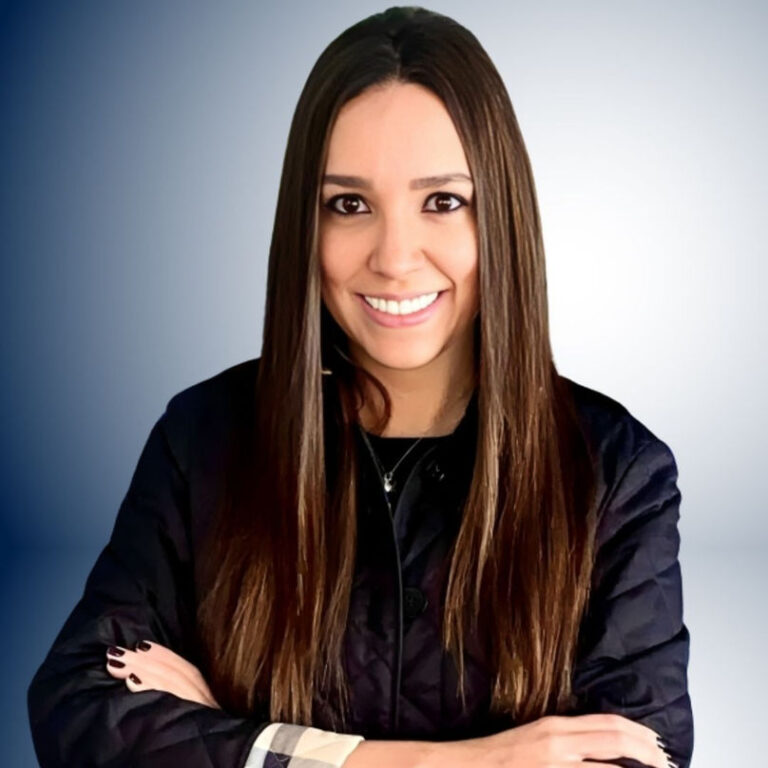 Maria Claudia Sanchez M