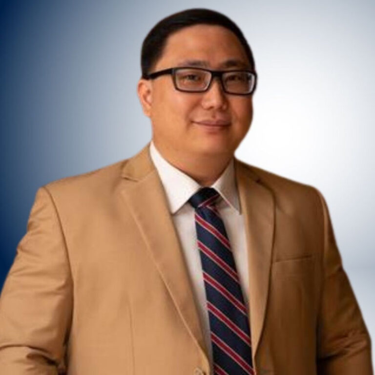 Damian Agata Yuvens